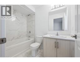 22 HENRY MARACLE Street - 18