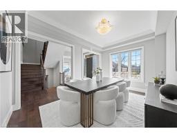 581 MANOR RIDGE Crescent - 12