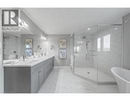 581 MANOR RIDGE Crescent - 37