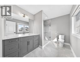 581 MANOR RIDGE Crescent - 43