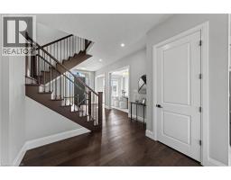 581 MANOR RIDGE Crescent - 9