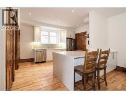 18 THERESA Street - 16