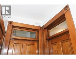 18 THERESA Street - 31