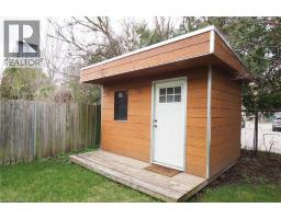 18 THERESA Street - 44