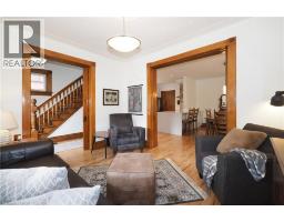 18 THERESA Street - 7