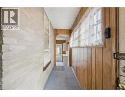 56 MCNAUGHTON Street - 17