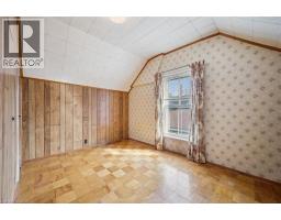 56 MCNAUGHTON Street - 23