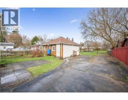 56 MCNAUGHTON Street - 26