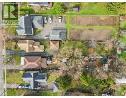 56 MCNAUGHTON Street - 34