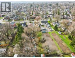 56 MCNAUGHTON Street - 36