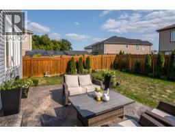 232 SHADY GLEN Crescent - 6