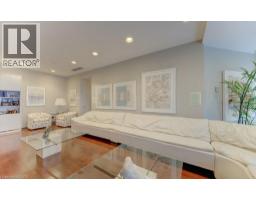 265 WESTCOURT Place UnitNo. PH9 - 14