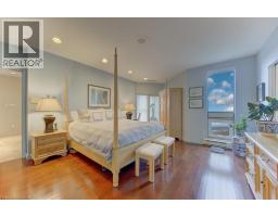 265 WESTCOURT Place UnitNo. PH9 - 40