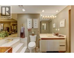 265 WESTCOURT Place UnitNo. PH9 - 47