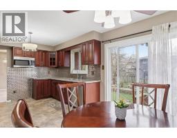 94 COLEBROOK Court - 13