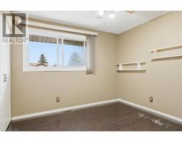 94 COLEBROOK Court - 18