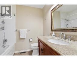 94 COLEBROOK Court - 22