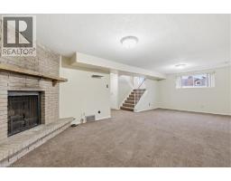 94 COLEBROOK Court - 27