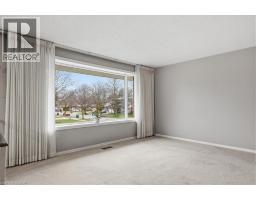 94 COLEBROOK Court - 3