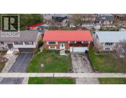 94 COLEBROOK Court - 34