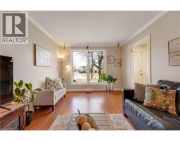 72 ST JEROME Crescent - 10