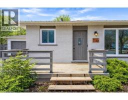 72 ST JEROME Crescent - 2