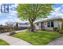 72 ST JEROME Crescent - 42