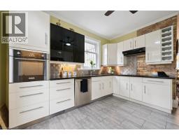 15 SAMUEL Street - 15