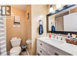 71 SHADELAND Crescent - 24