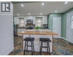 32 RAVINE Drive - 11