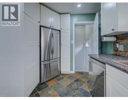 32 RAVINE Drive - 16