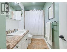 32 RAVINE Drive - 22