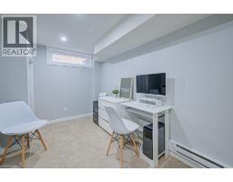 32 RAVINE Drive - 28