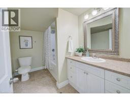 32 RAVINE Drive - 29