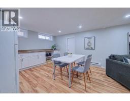 32 RAVINE Drive - 30