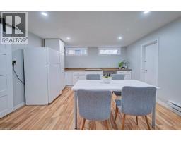 32 RAVINE Drive - 31