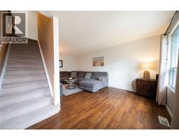 391 PIONEER Drive UnitNo. 4 - 5