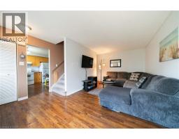 391 PIONEER Drive UnitNo. 4 - 8