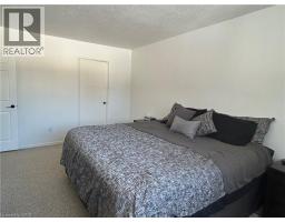 36 ANGELA Crescent - 22