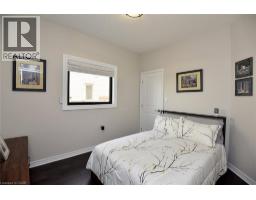 19 DYMENT Court - 12