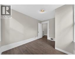 12 FLEET Street - 24