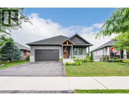 27 RIDGEWOOD Crescent - 2