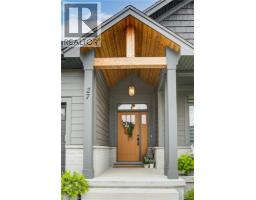 27 RIDGEWOOD Crescent - 3