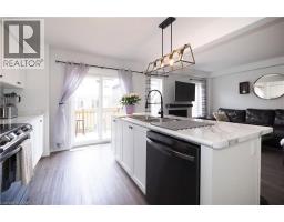 27 GLEASON Crescent - 18