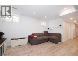 27 GLEASON Crescent - 35