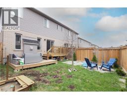 27 GLEASON Crescent - 44