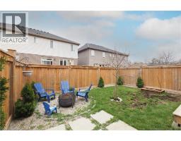 27 GLEASON Crescent - 45