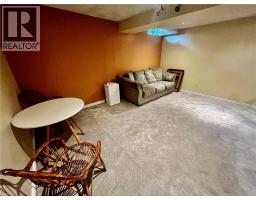 58 ENFIELD Crescent - 16