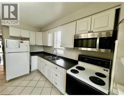 58 ENFIELD Crescent - 4