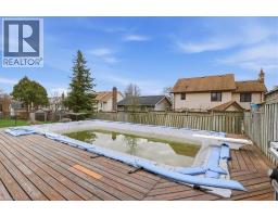 110 MILTON Avenue - 40